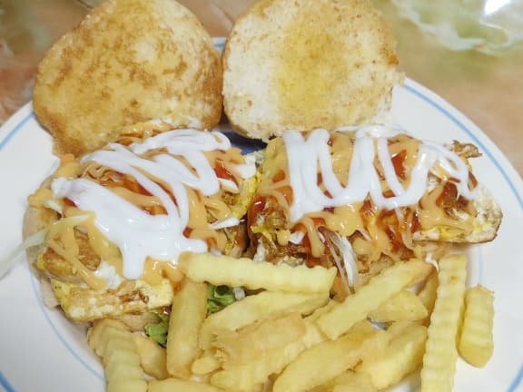 Burger Telur Berganda & Kentang Goreng